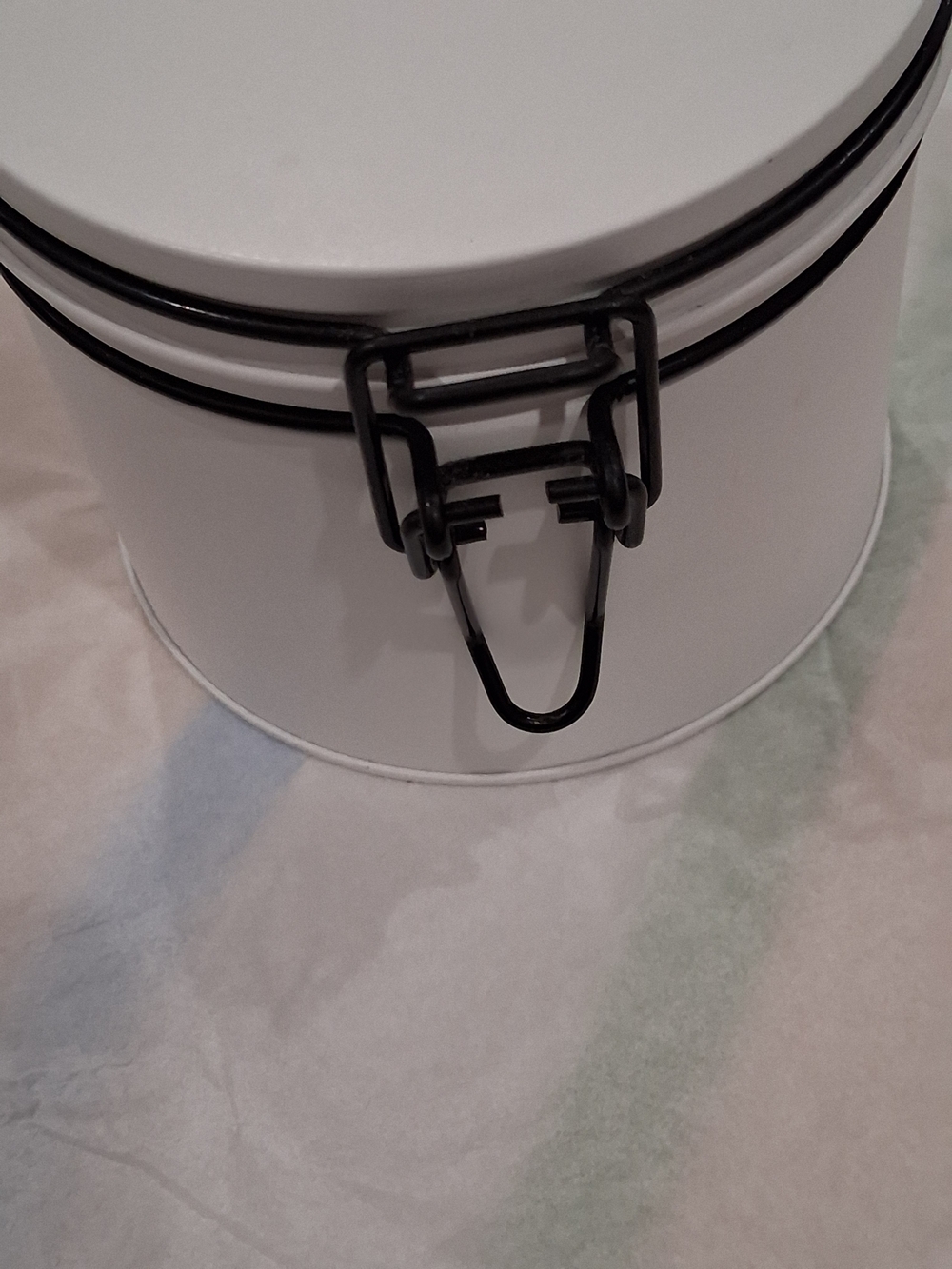 CHANEL N°5 White Bath Tablet Tin Has 5 Bath Tablets .Tin still Looks New. - Picture 3 of 6